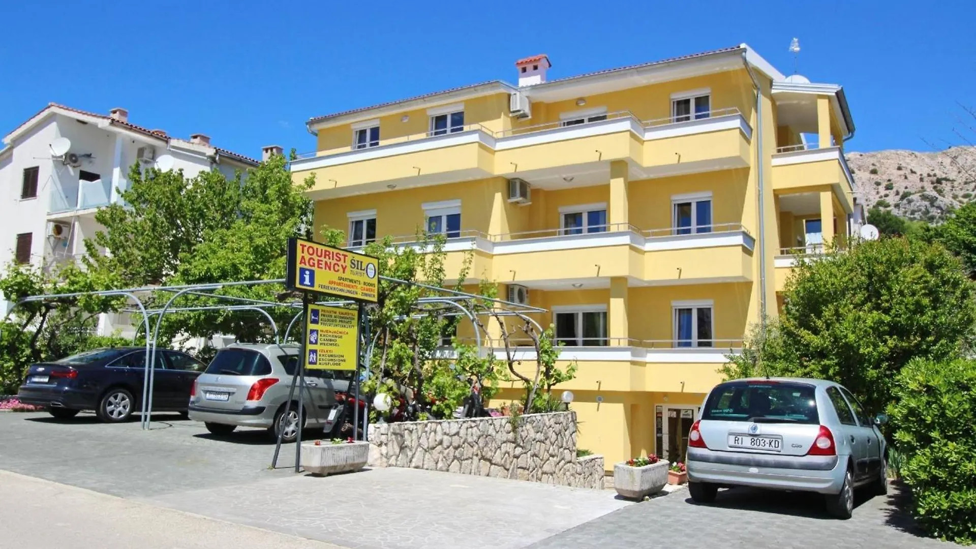 Apartment Appartement In Baska Mit Eigenem Balkon